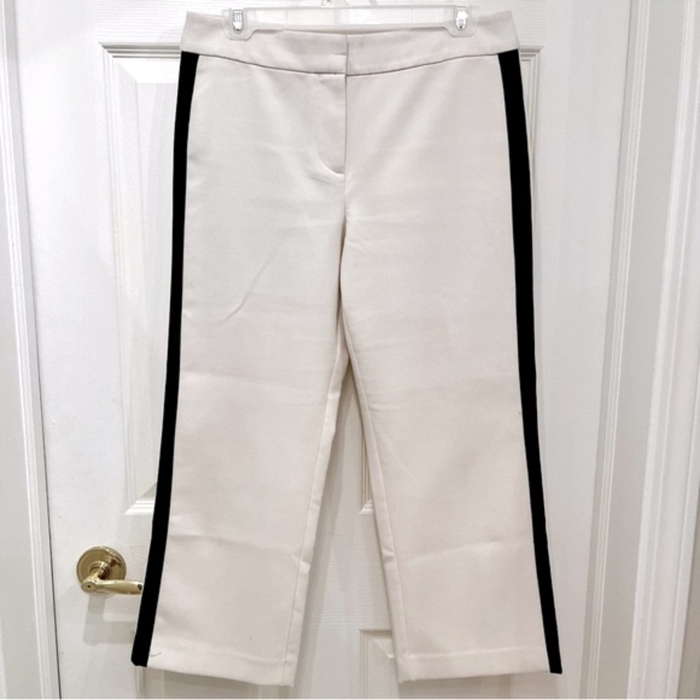 💠3/$10 LOFT CAPRI PANTS